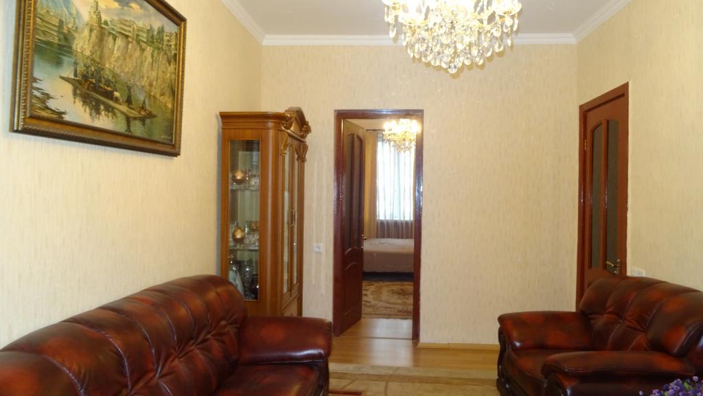 Apartment Vake-Saburtalo Тбілісі Екстер'єр фото